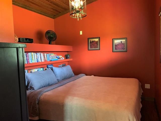 549 Cold Brook Ave, Hot Springs, SD 57747